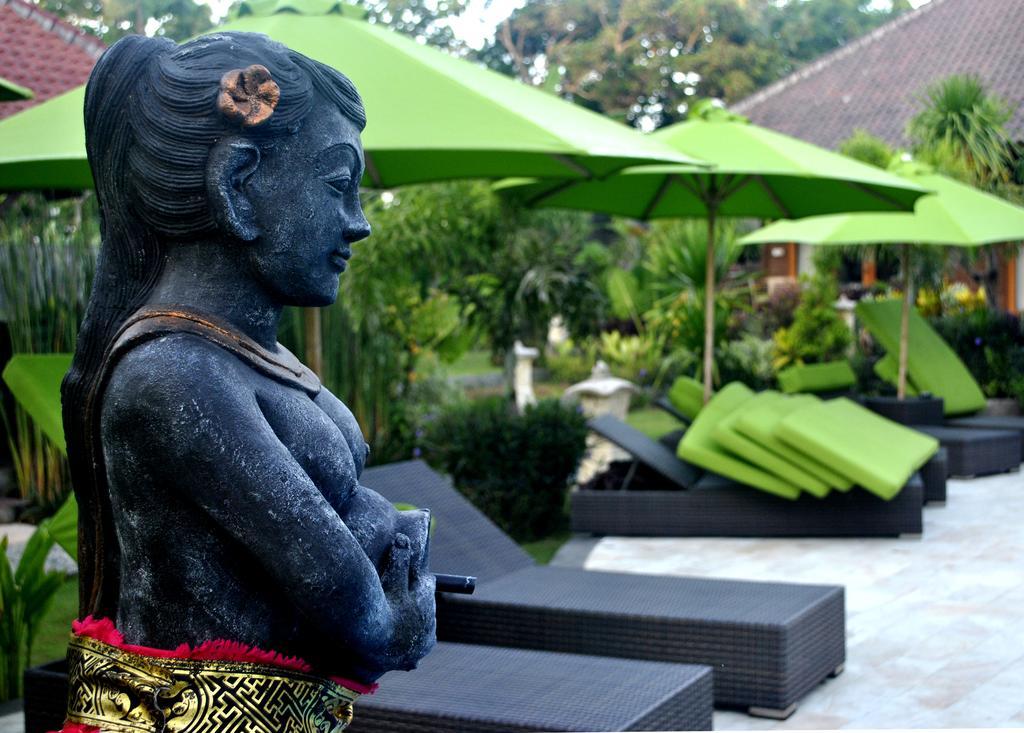 Отель Damara Lembongan Нуса-Лембонган Экстерьер фото